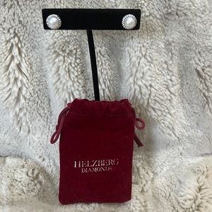 Helzberg Diamonds Freshwater Pearl Stud earrings